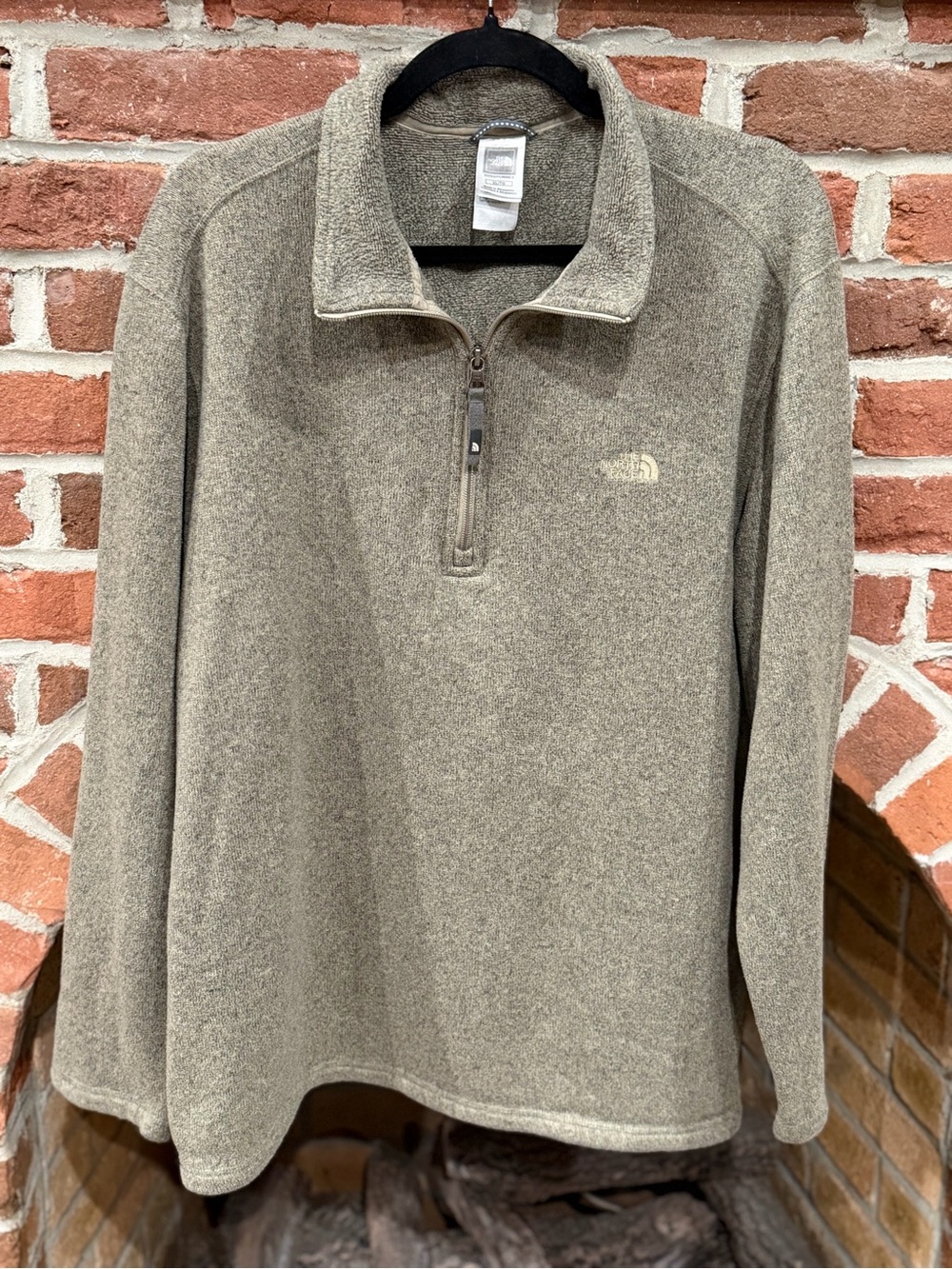 The North Face Men's Olive Green Half-Zip Fleece Pullover